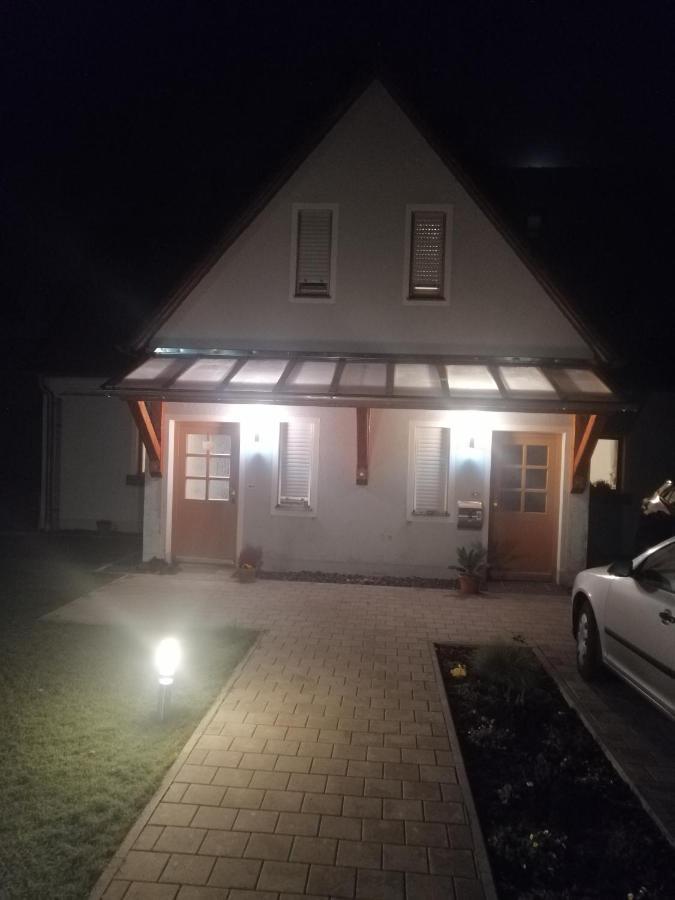 Karolingerweg Hotel Lauterhofen Exterior foto